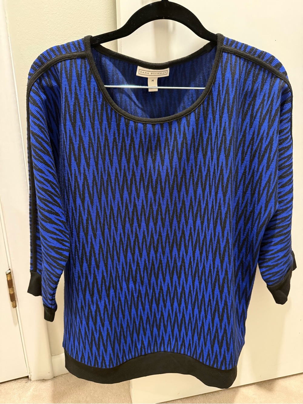 Dana Buchman Blue and Black Zigzag Knit Pullover